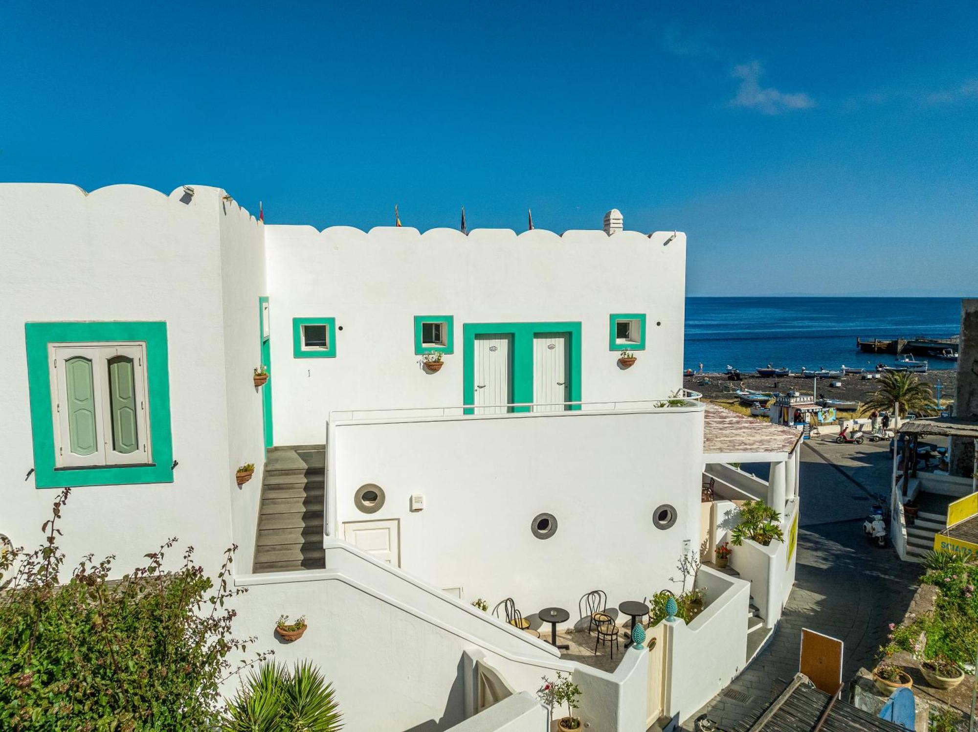 Hotel Ossidiana Stromboli Center Exterior photo