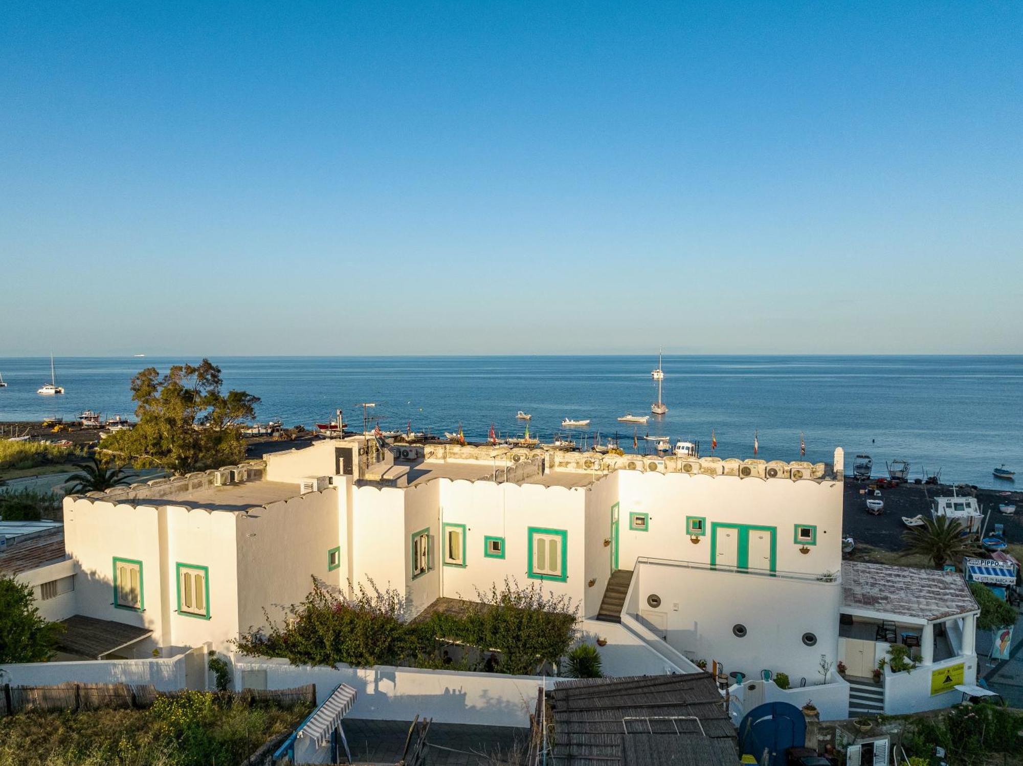 Hotel Ossidiana Stromboli Center Exterior photo